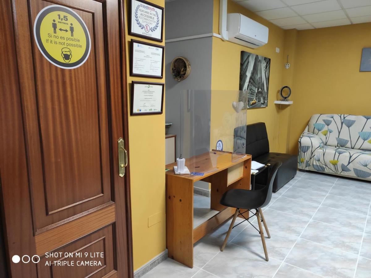 Hostel Arraigos